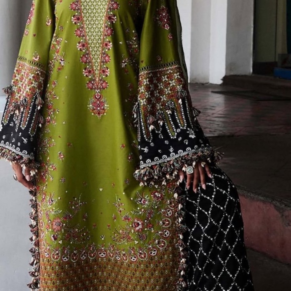 Elegant Green Floral Women's Dress